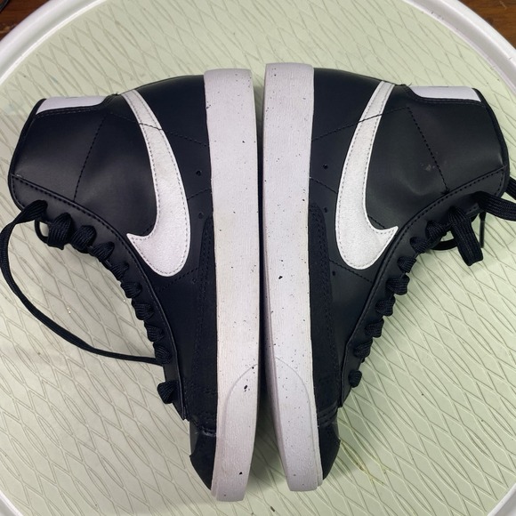Nike Blazer Mid '77 Next Nature Black&White Mens Sneaker Gym school‎ Sz.6 EUC - Picture 9 of 12